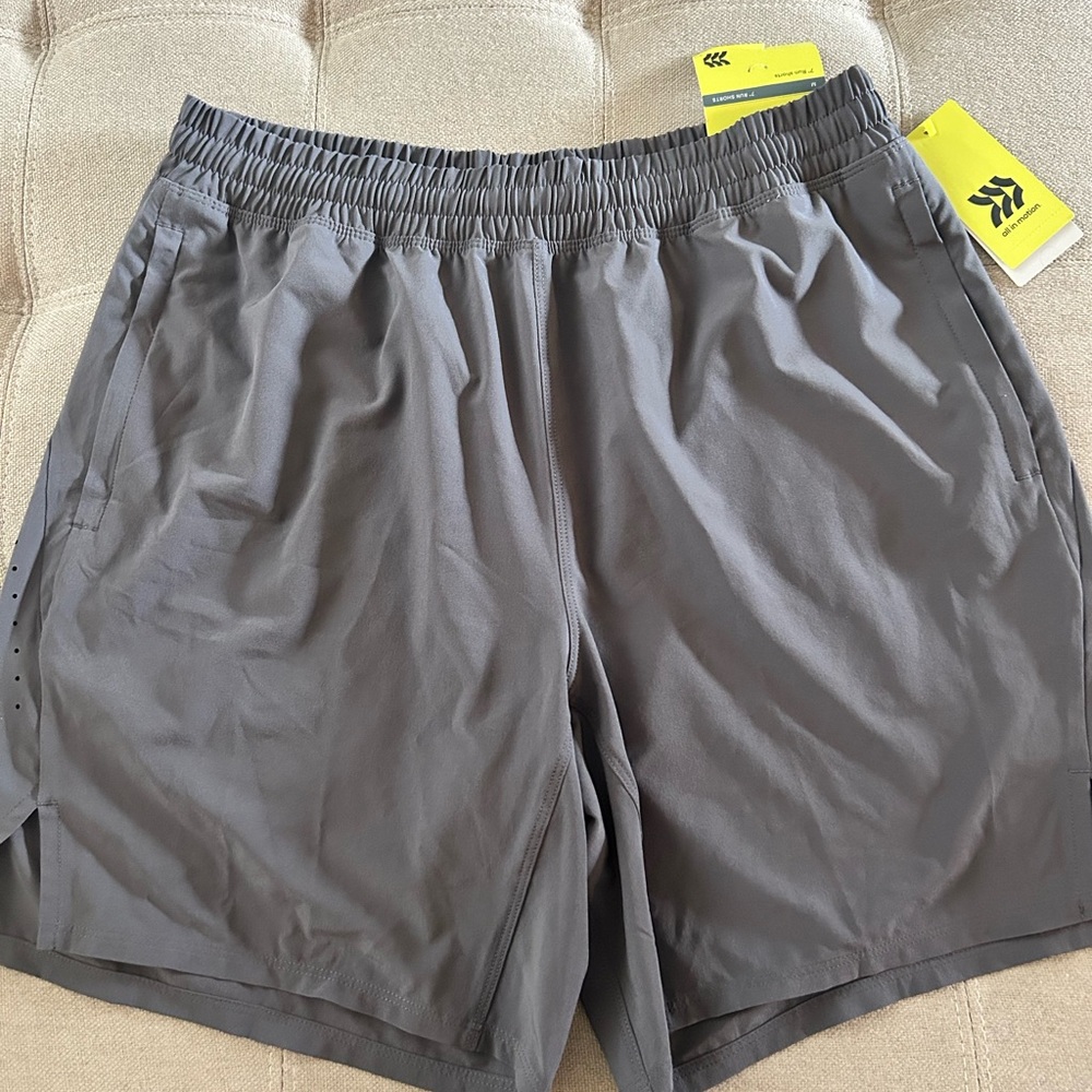 Medium running shorts